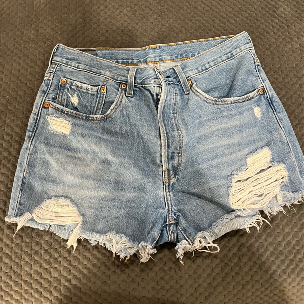 Levis 501 women’s Jean shorts